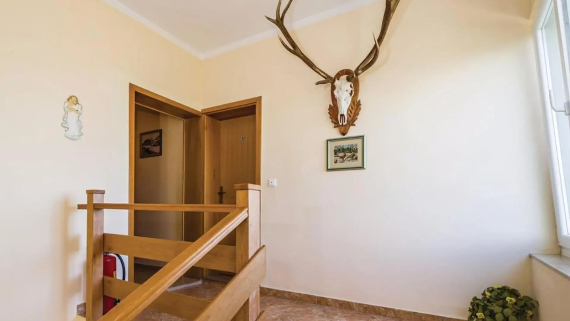 Holiday Home Villa Ksenija - Six Bedroom Holiday Home With Pool Debeljak