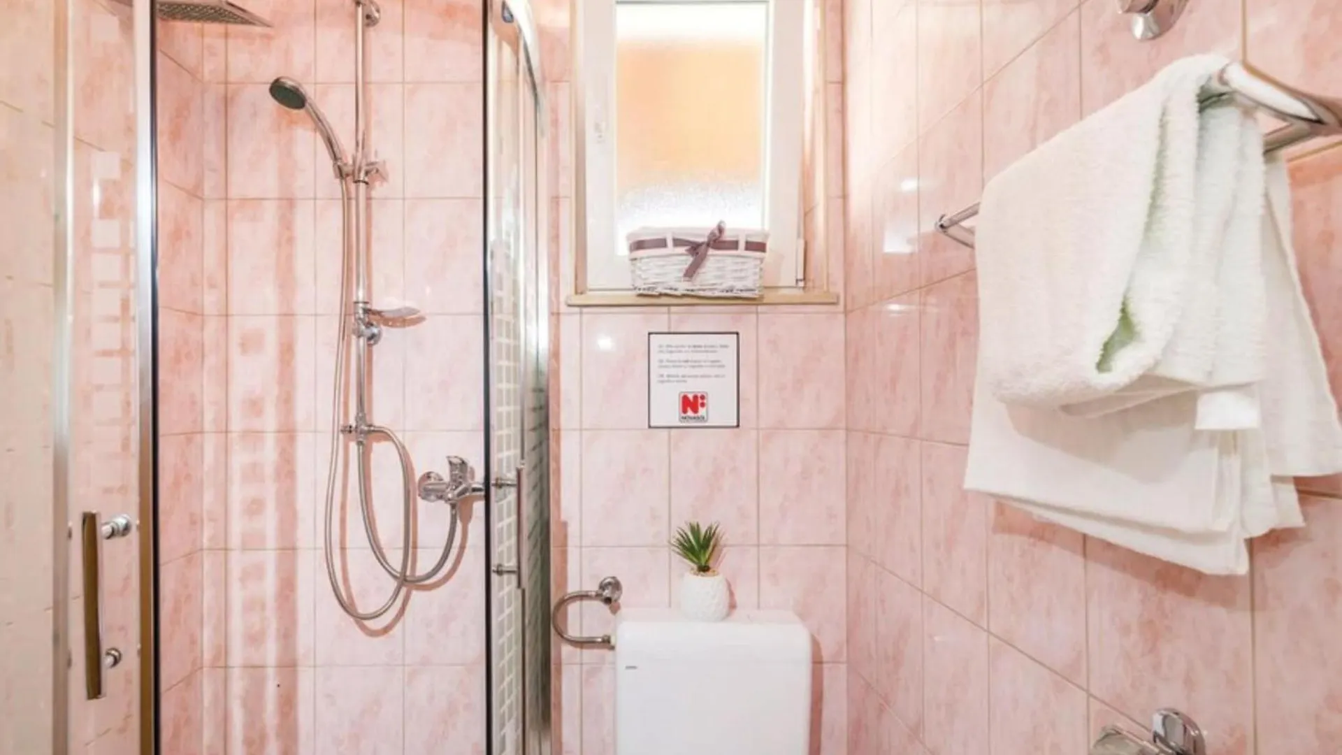 Holiday Home Villa Ksenija - Six Bedroom Holiday Home With Pool Debeljak 0*,